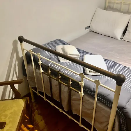 דירה Grandma's Old Town House *