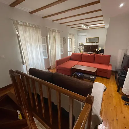 Grandma's Old Town House דירה