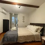Grandma's Old Town House アパート コルフ島