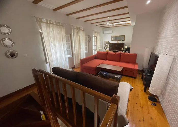 Grandma's Old Town House Апартаменты